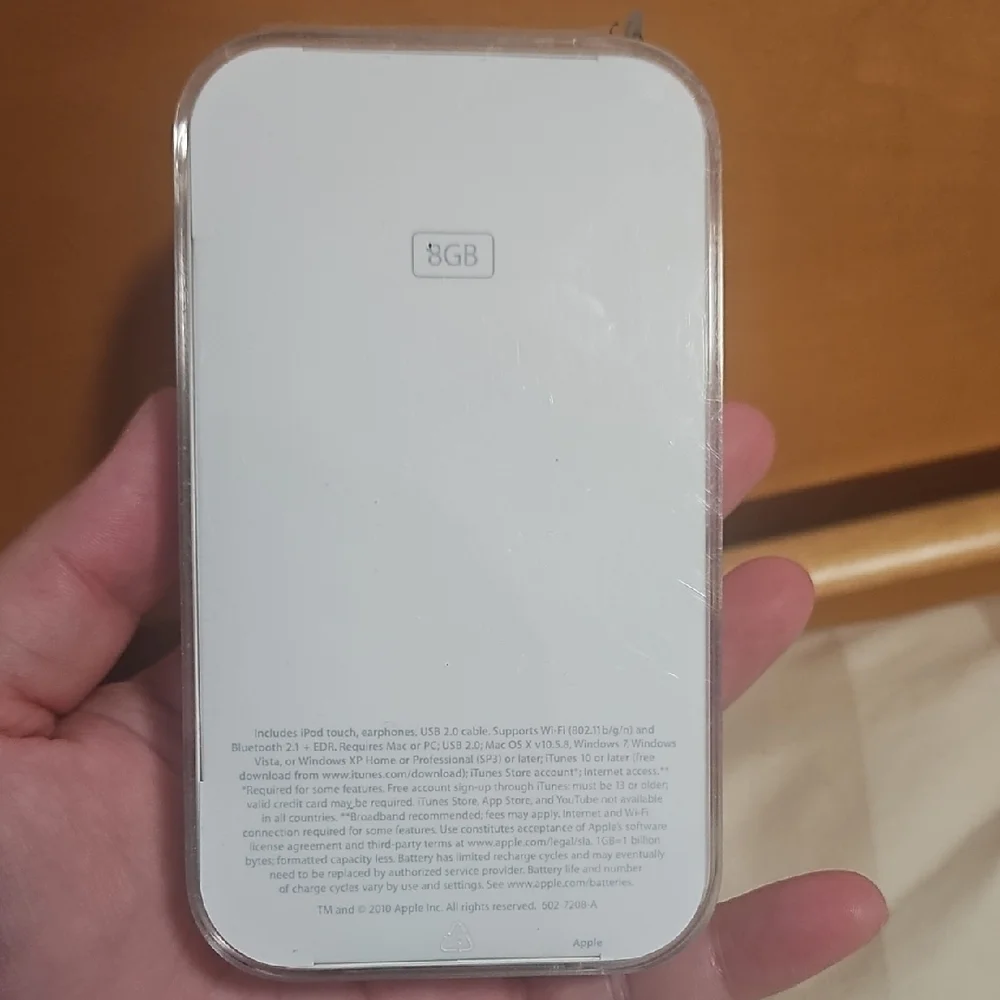 2010 Apple iPod Touch 8GB CASE ONLY